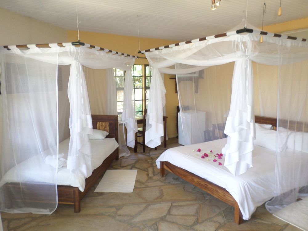 Tambuti Lodge Рунду Экстерьер фото