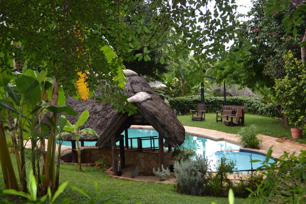 Tambuti Lodge Рунду Экстерьер фото