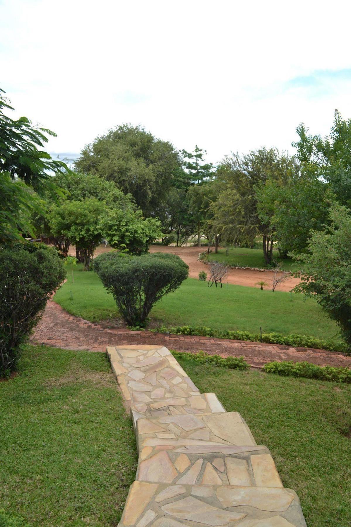 Tambuti Lodge Рунду Экстерьер фото